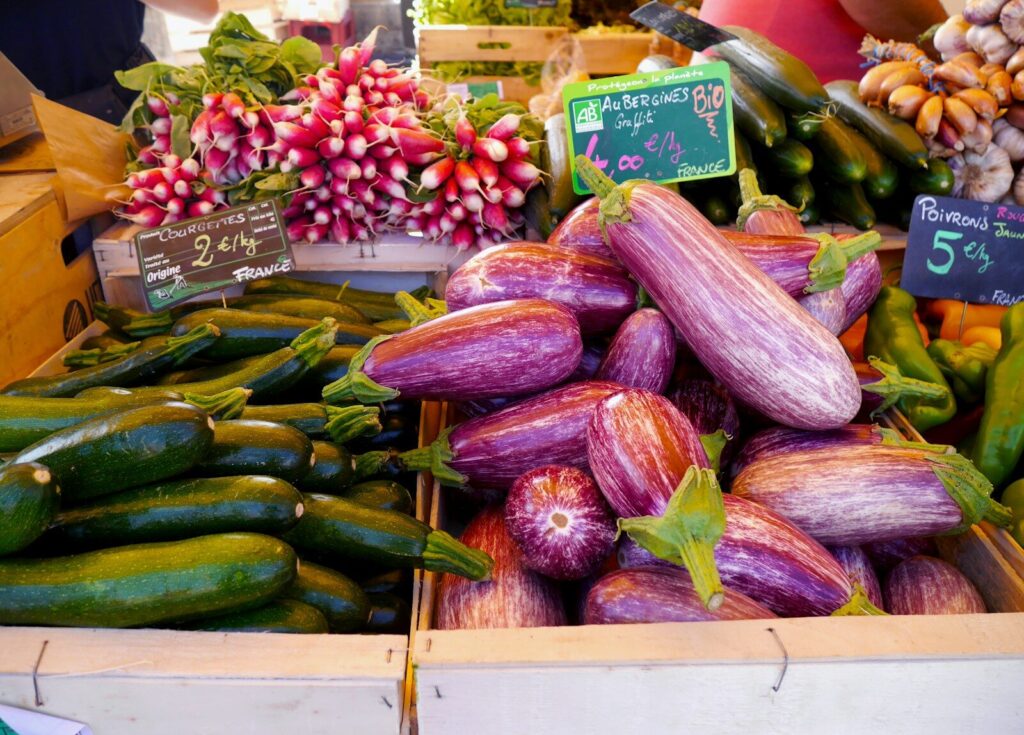 Stand de légumes sur un marché