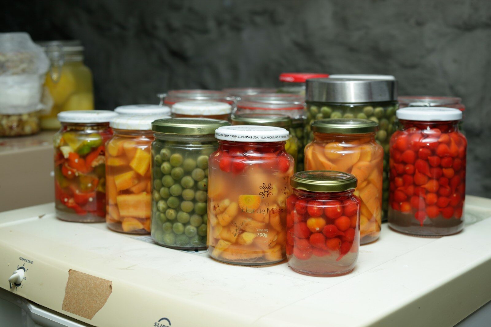 Bocaux de légumes lacto-fermentés