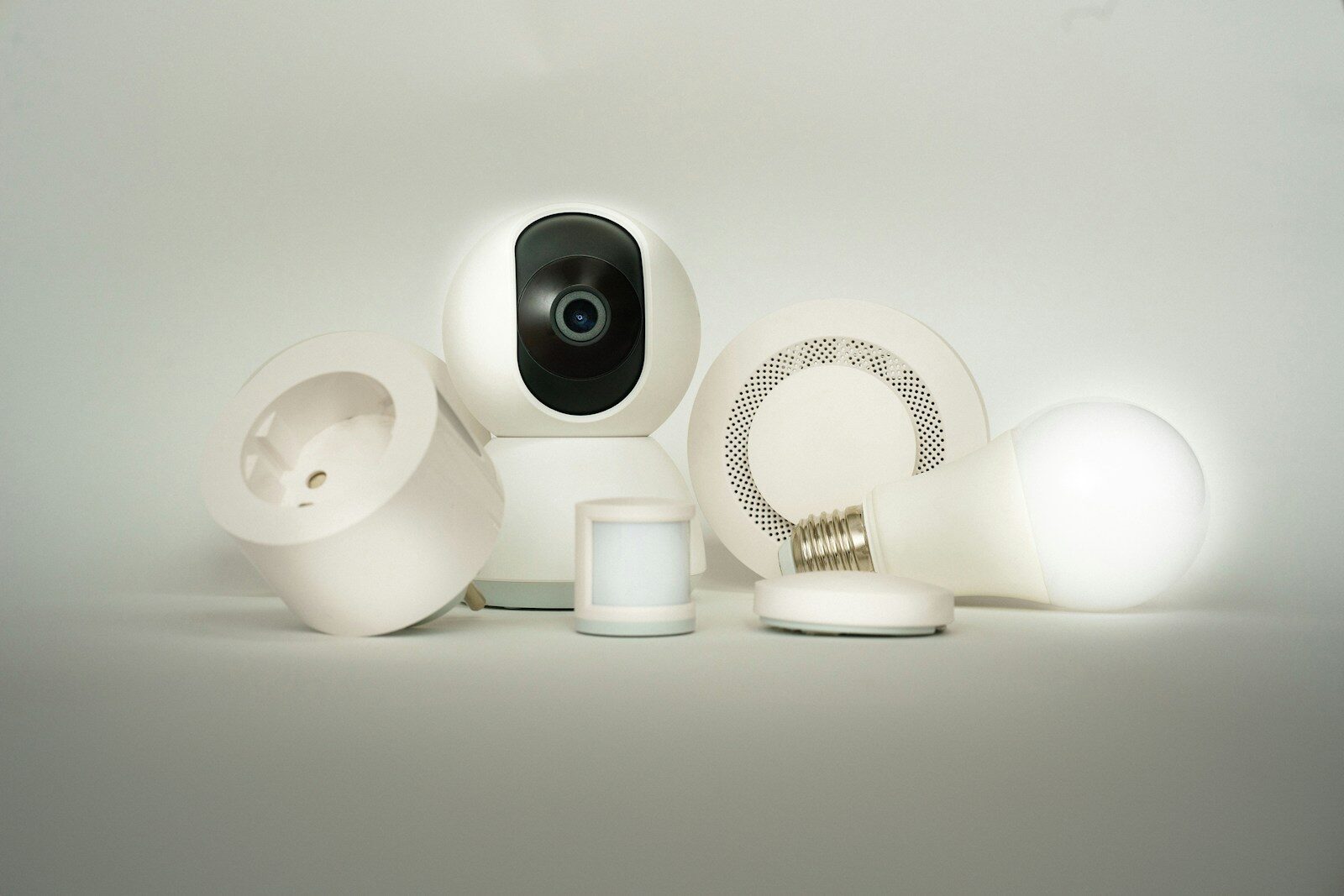 Objets électroniques pour maison connectée sans cloud : la domotique libre avec Home Assistant